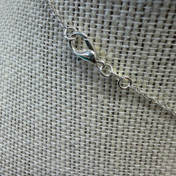 Handmade sterling silver chain necklace with simulated sapphire crystal pendant - Picture 5 of 5